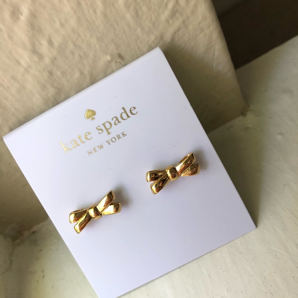 Needs to go ✨💛New With Tag 💛Kate Spade Earrings NWT